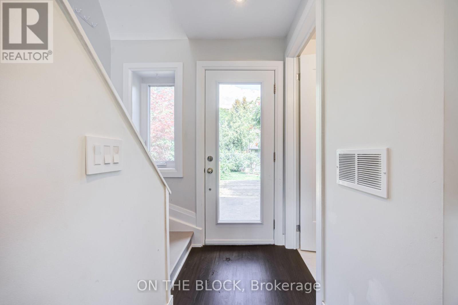 122 Allenby Avenue, Toronto, Ontario  M9W 1T3 - Photo 10 - W13746980
