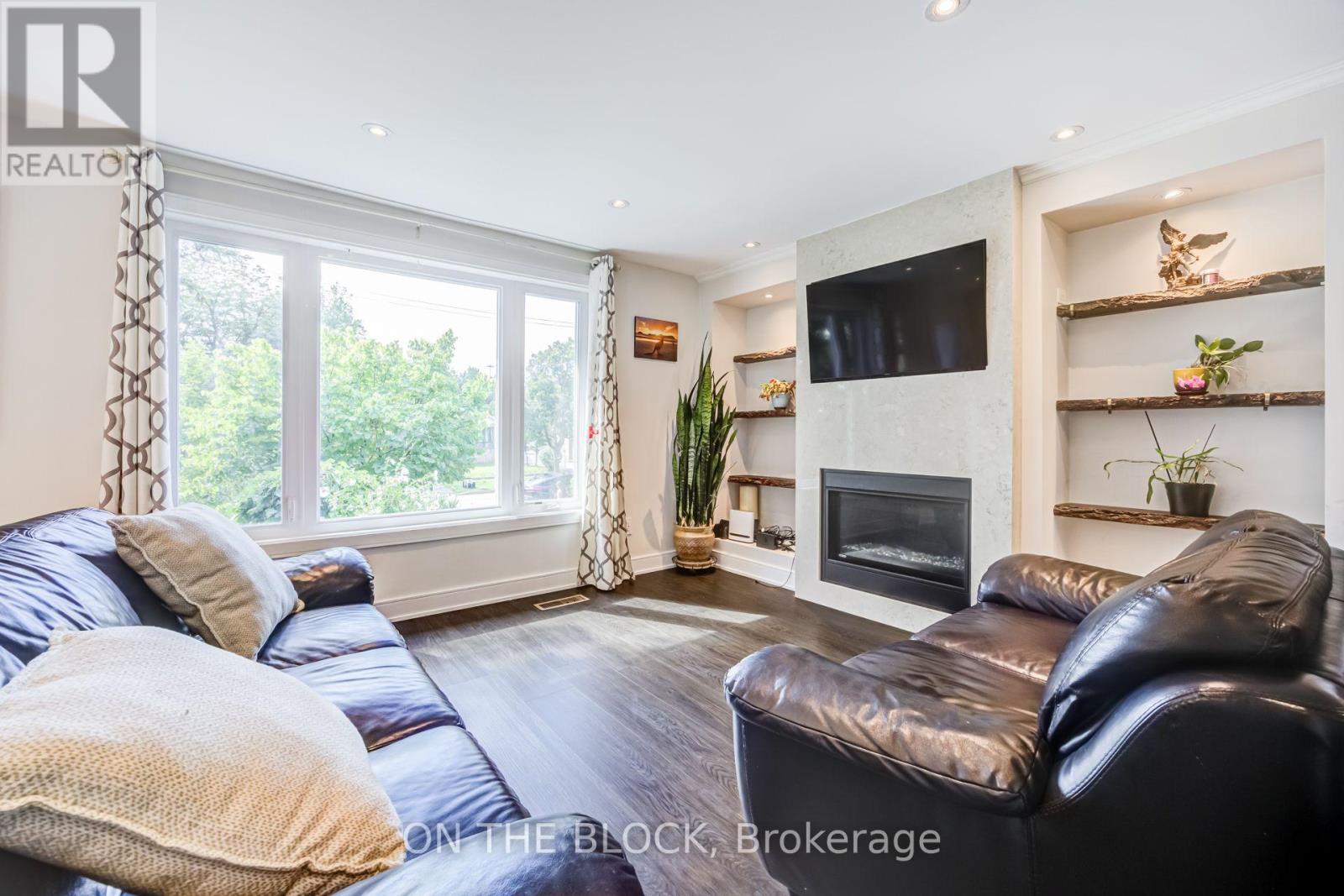 122 Allenby Avenue, Toronto, Ontario  M9W 1T3 - Photo 8 - W13746980