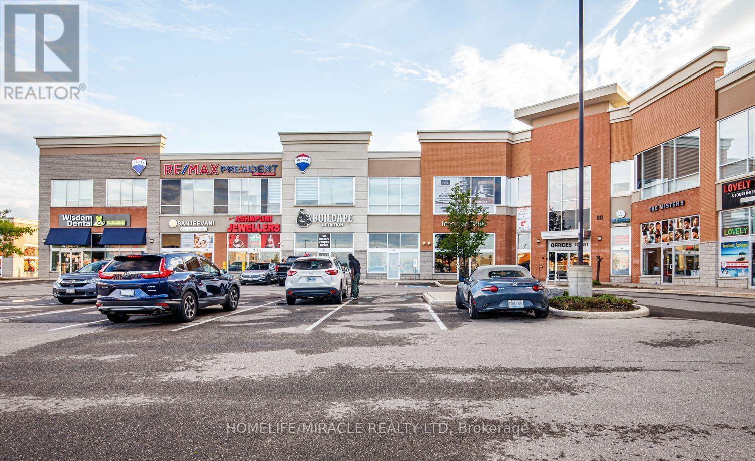 53 - 80 Maritime Ontario Boulevard, Brampton, Ontario  L6S 0E7 - Photo 2 - W13746996