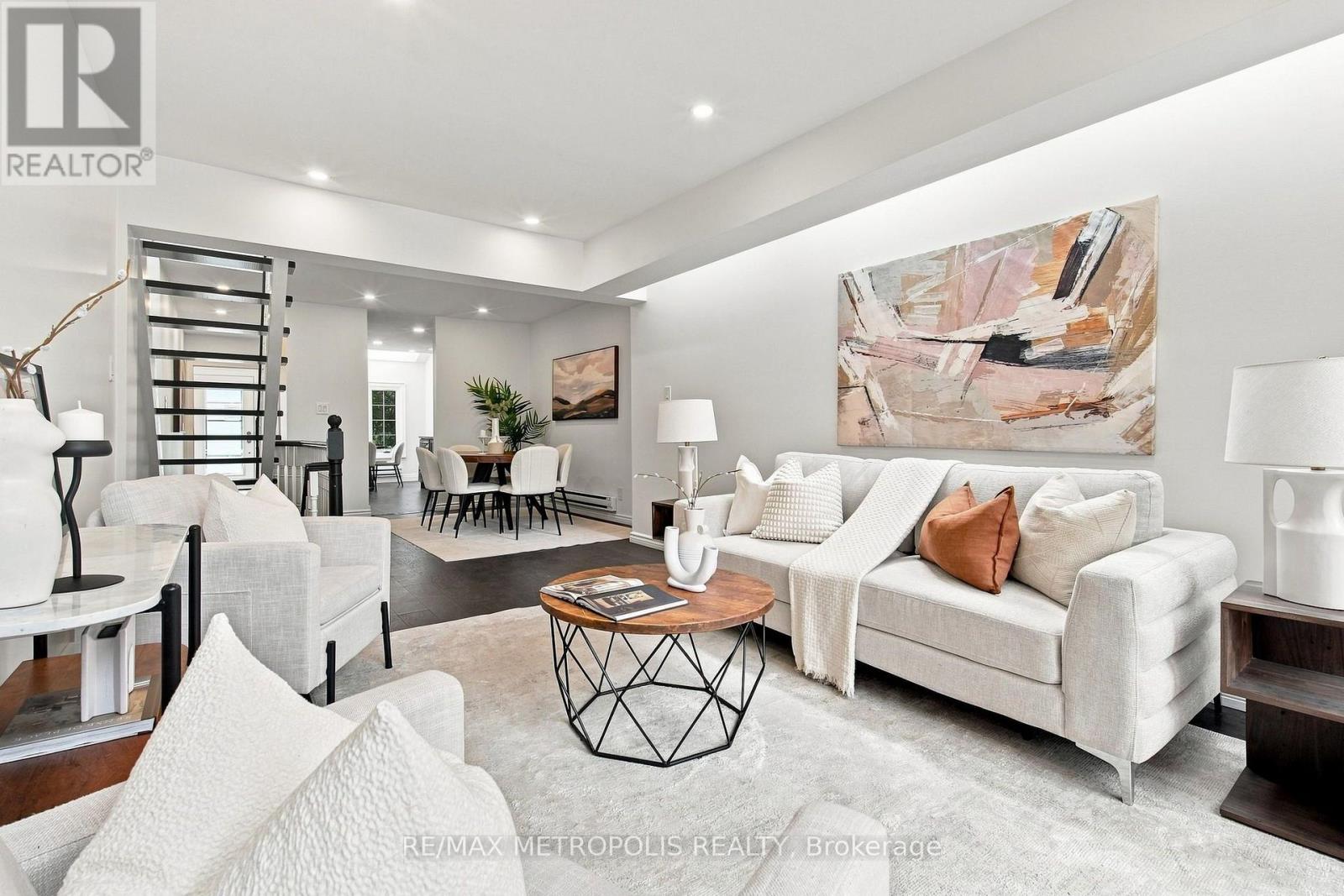 24 Marion Street, Toronto, Ontario  M6R 1E5 - Photo 19 - W13747022