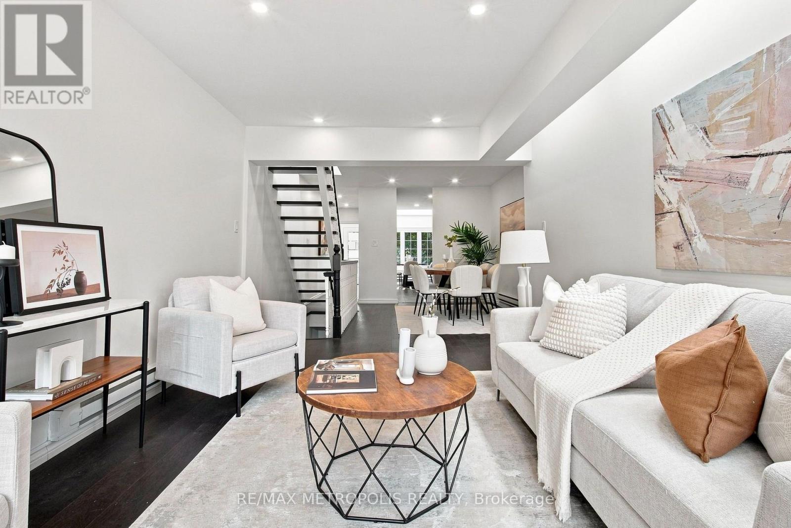 24 Marion Street, Toronto, Ontario  M6R 1E5 - Photo 20 - W13747022