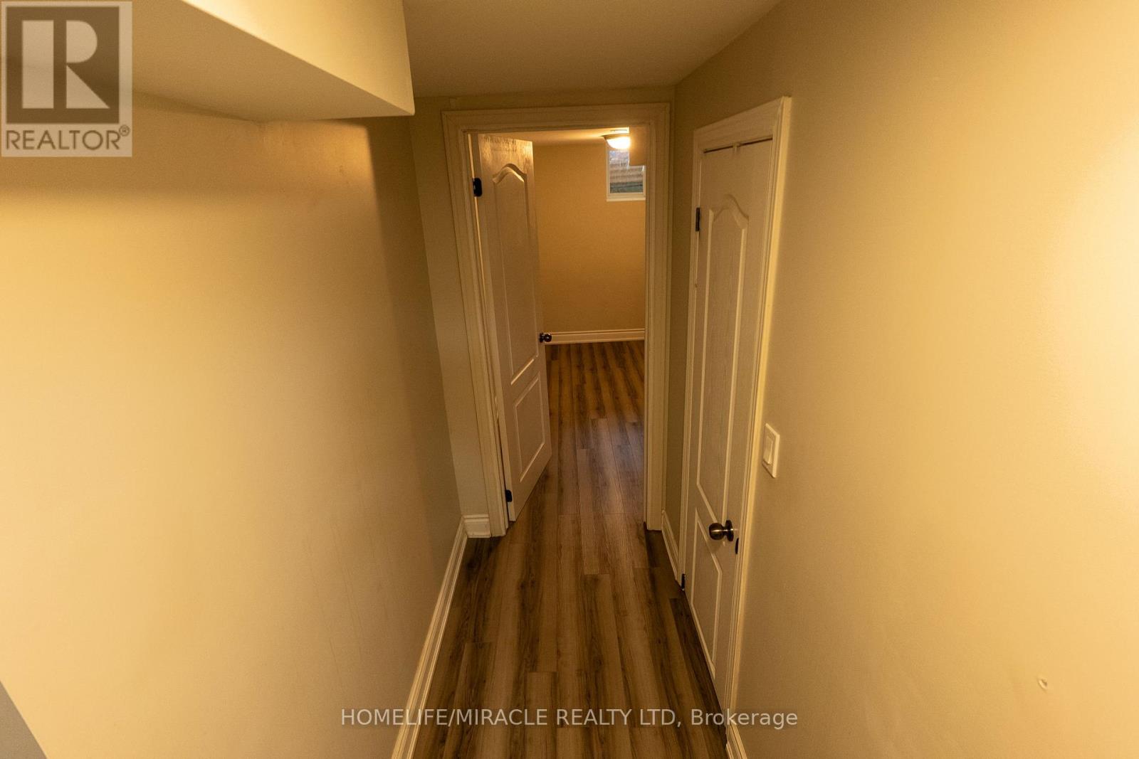 12 Brubeck Road, Toronto, Ontario  M9M 1W7 - Photo 17 - W13747048