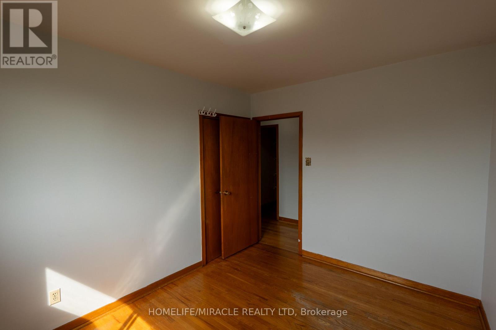 12 Brubeck Road, Toronto, Ontario  M9M 1W7 - Photo 45 - W13747048