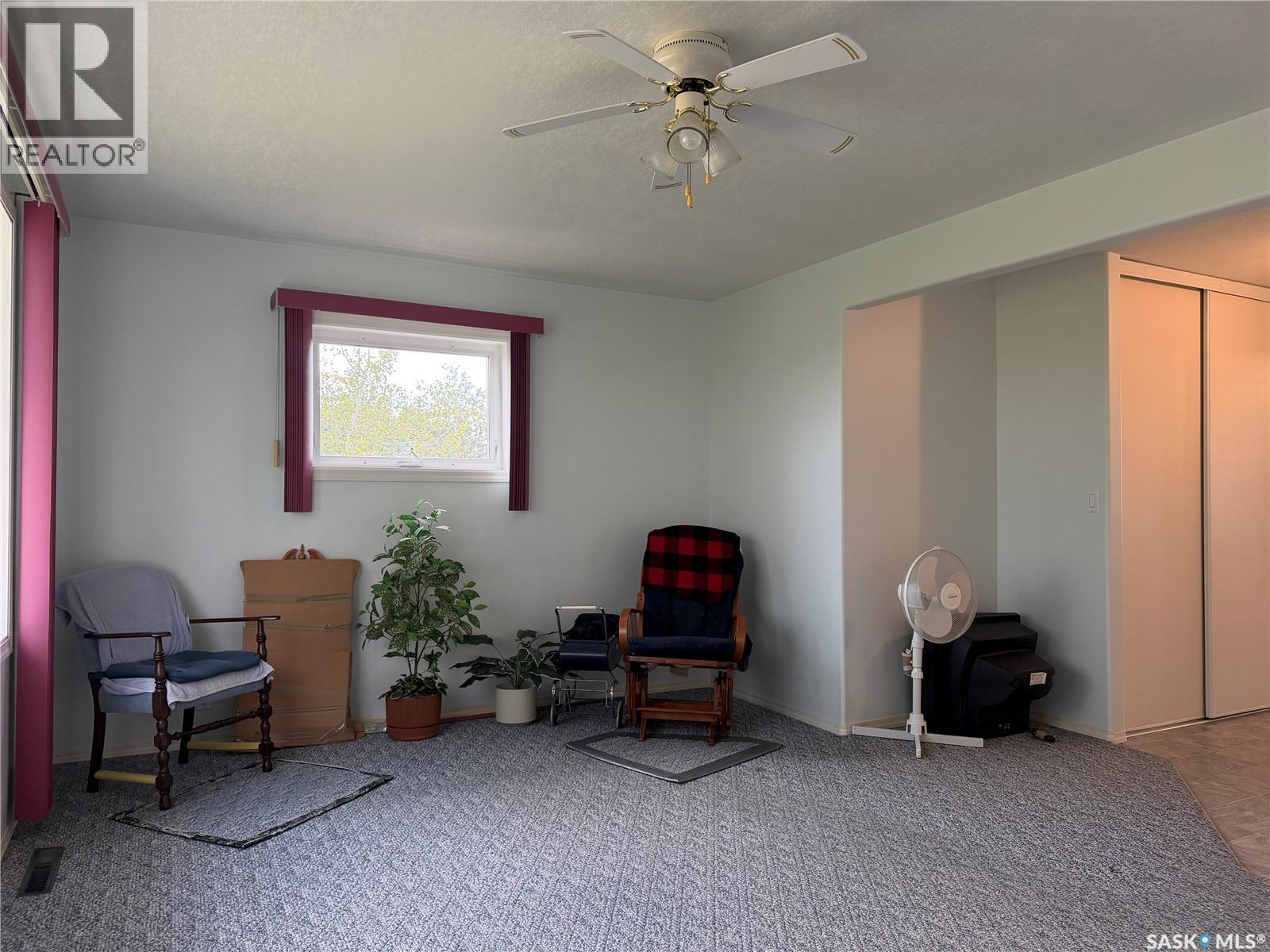 2 Railway Avenue, Dafoe, Saskatchewan  S0K 1C0 - Photo 10 - SK047549