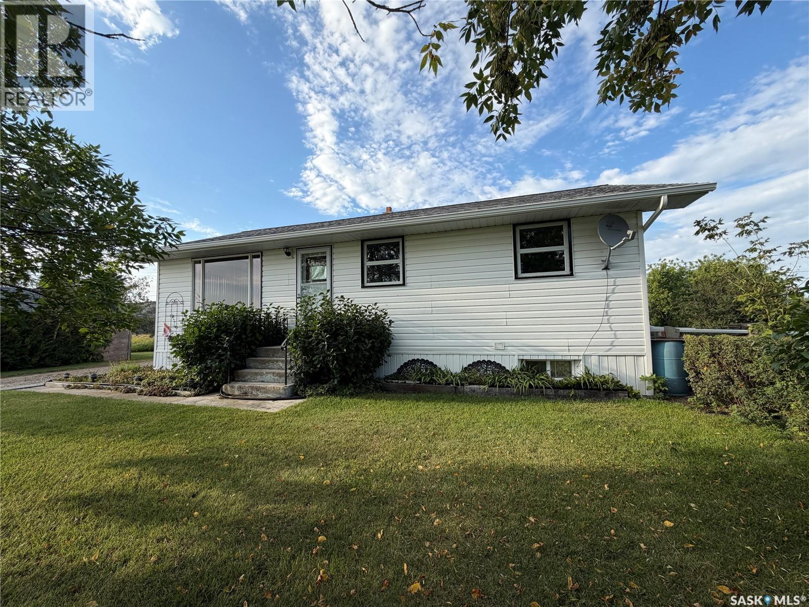 2 Railway Avenue, Dafoe, Saskatchewan  S0K 1C0 - Photo 34 - SK047549