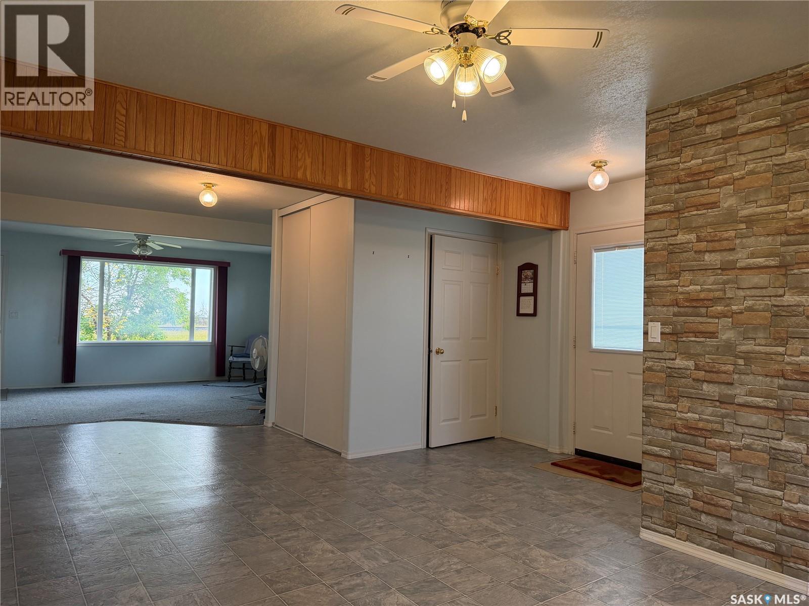 2 Railway Avenue, Dafoe, Saskatchewan  S0K 1C0 - Photo 4 - SK047549