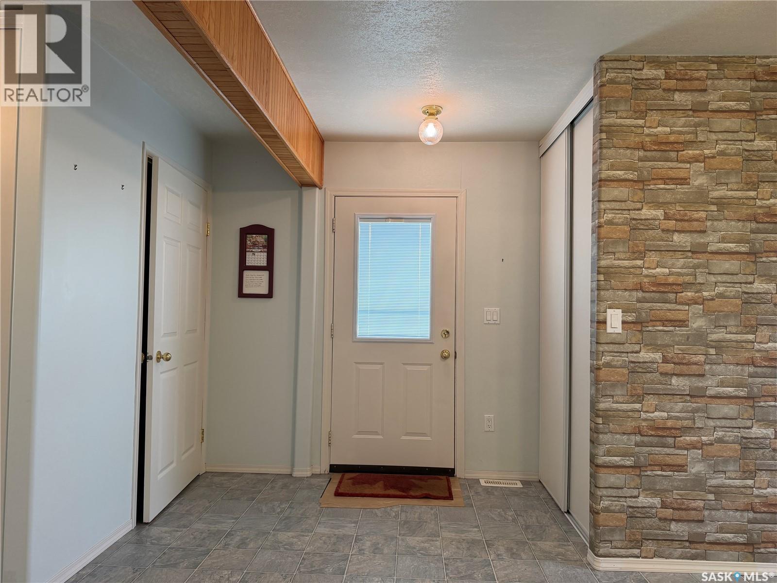 2 Railway Avenue, Dafoe, Saskatchewan  S0K 1C0 - Photo 6 - SK047549