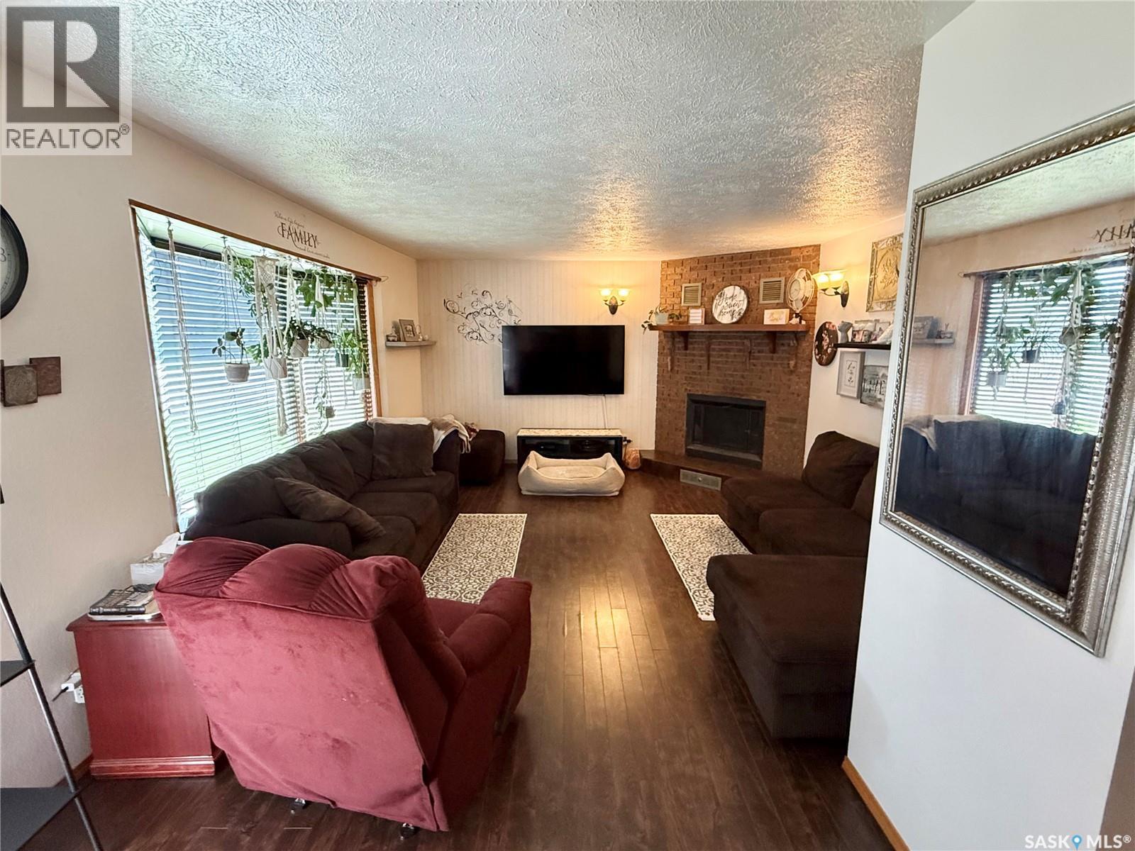 1849 Eaglesham Avenue, Weyburn, Saskatchewan  S4H 3A6 - Photo 13 - SK047517