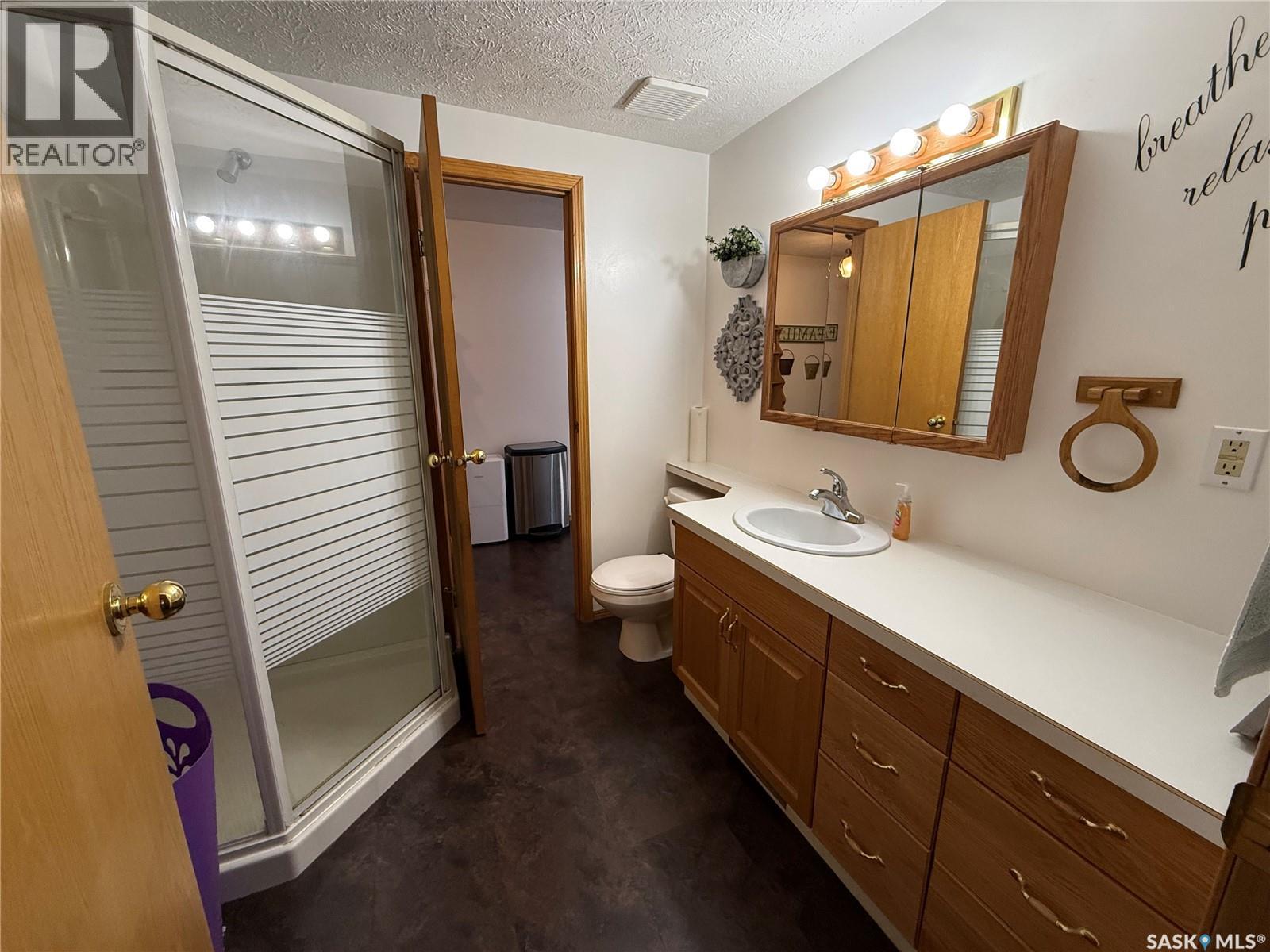 1849 Eaglesham Avenue, Weyburn, Saskatchewan  S4H 3A6 - Photo 22 - SK047517
