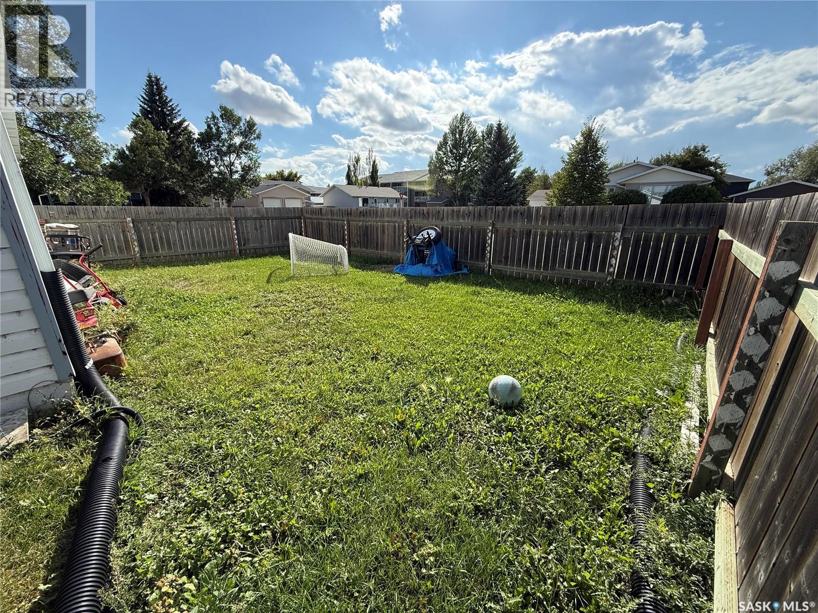 1849 Eaglesham Avenue, Weyburn, Saskatchewan  S4H 3A6 - Photo 6 - SK047517