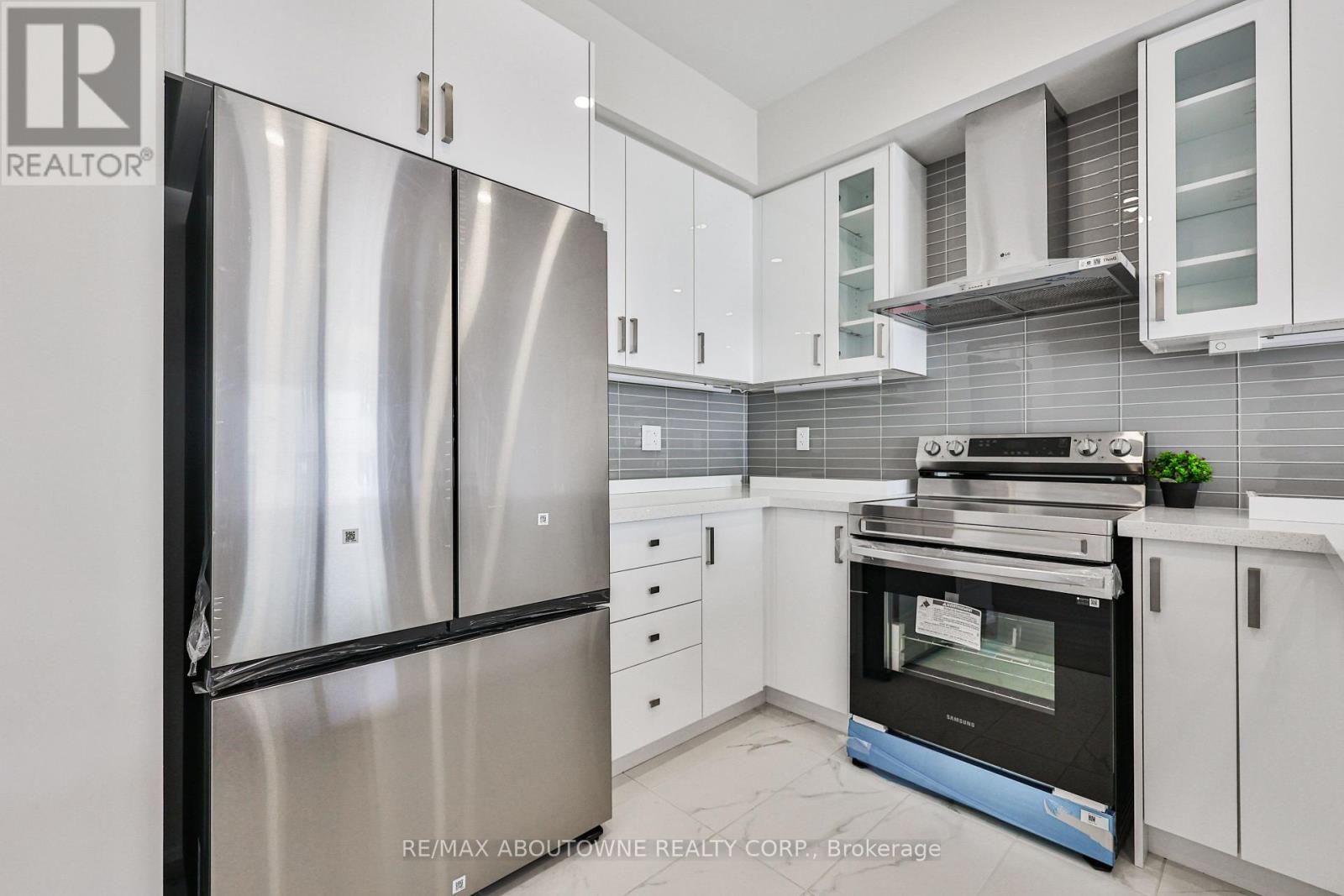 9 Wakeling Drive, Brantford, Ontario  L3B 0V8 - Photo 17 - X13746914