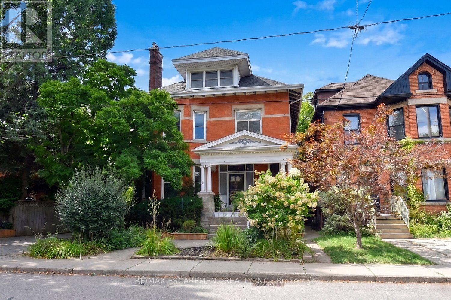 34 Holton Avenue S, Hamilton, Ontario  L8M 2L2 - Photo 2 - X13746966