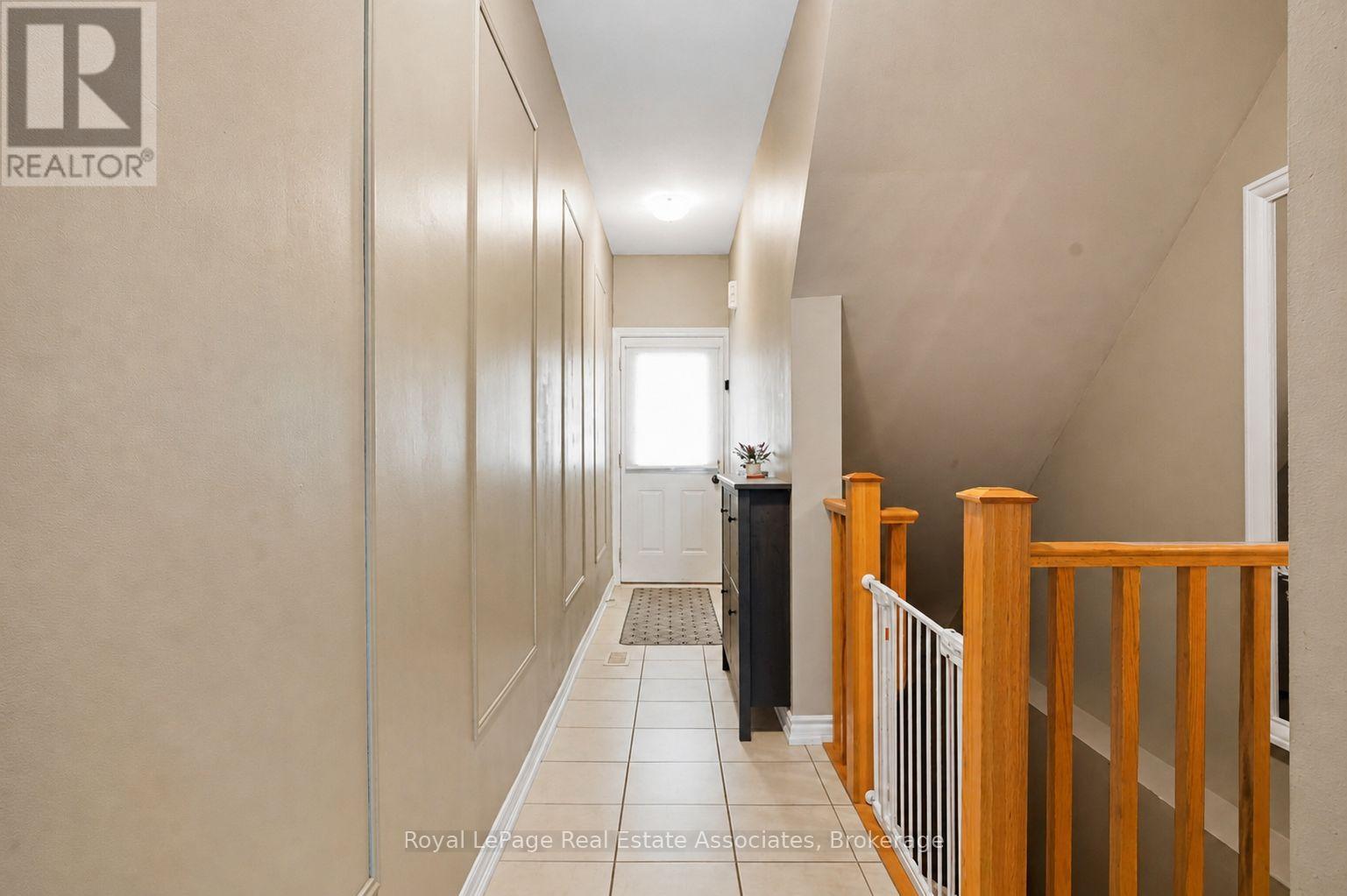 50 - 403 Westwood Drive E, Kitchener, Ontario  N2M 0B5 - Photo 3 - X13747024