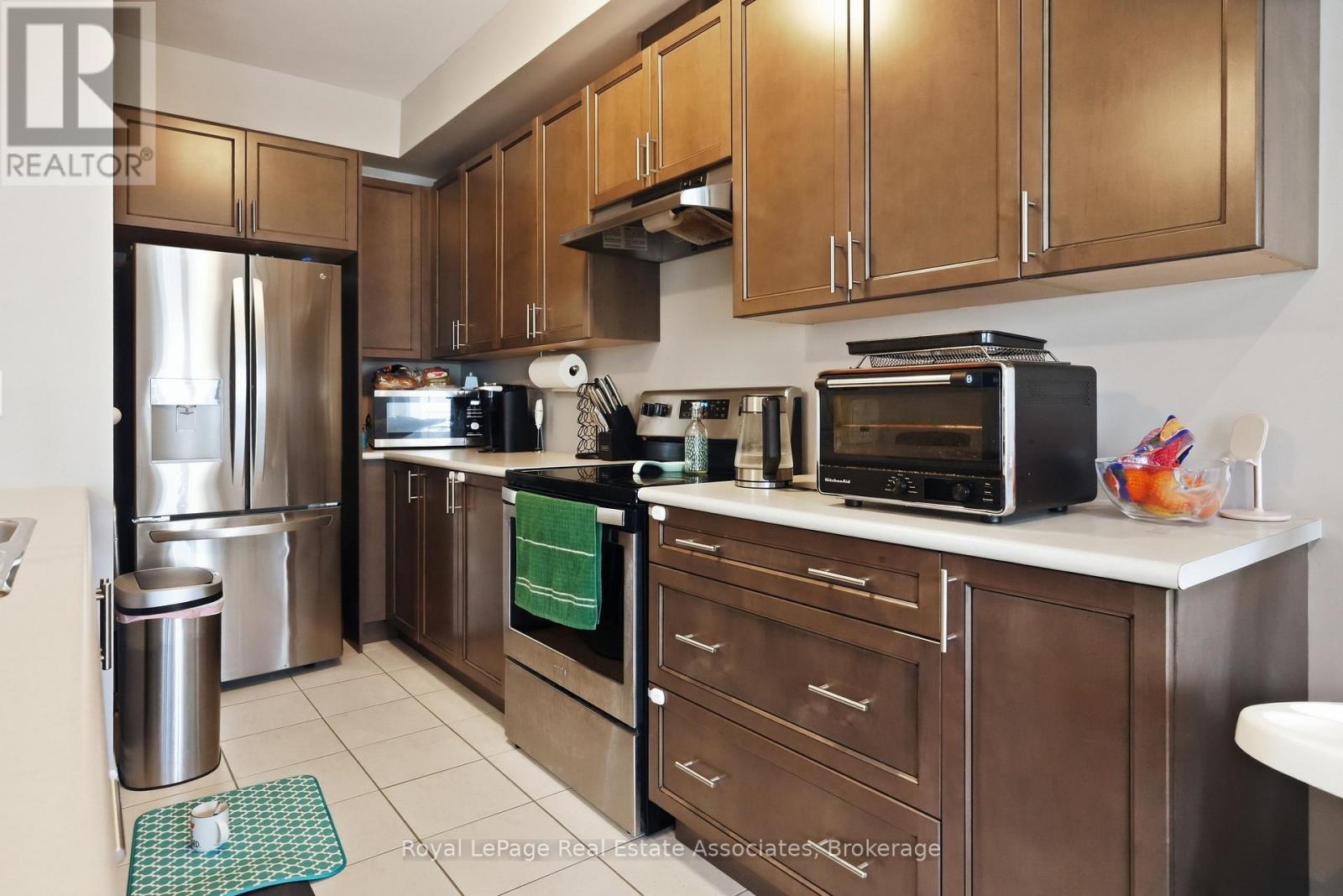 50 - 403 Westwood Drive E, Kitchener, Ontario  N2M 0B5 - Photo 9 - X13747024