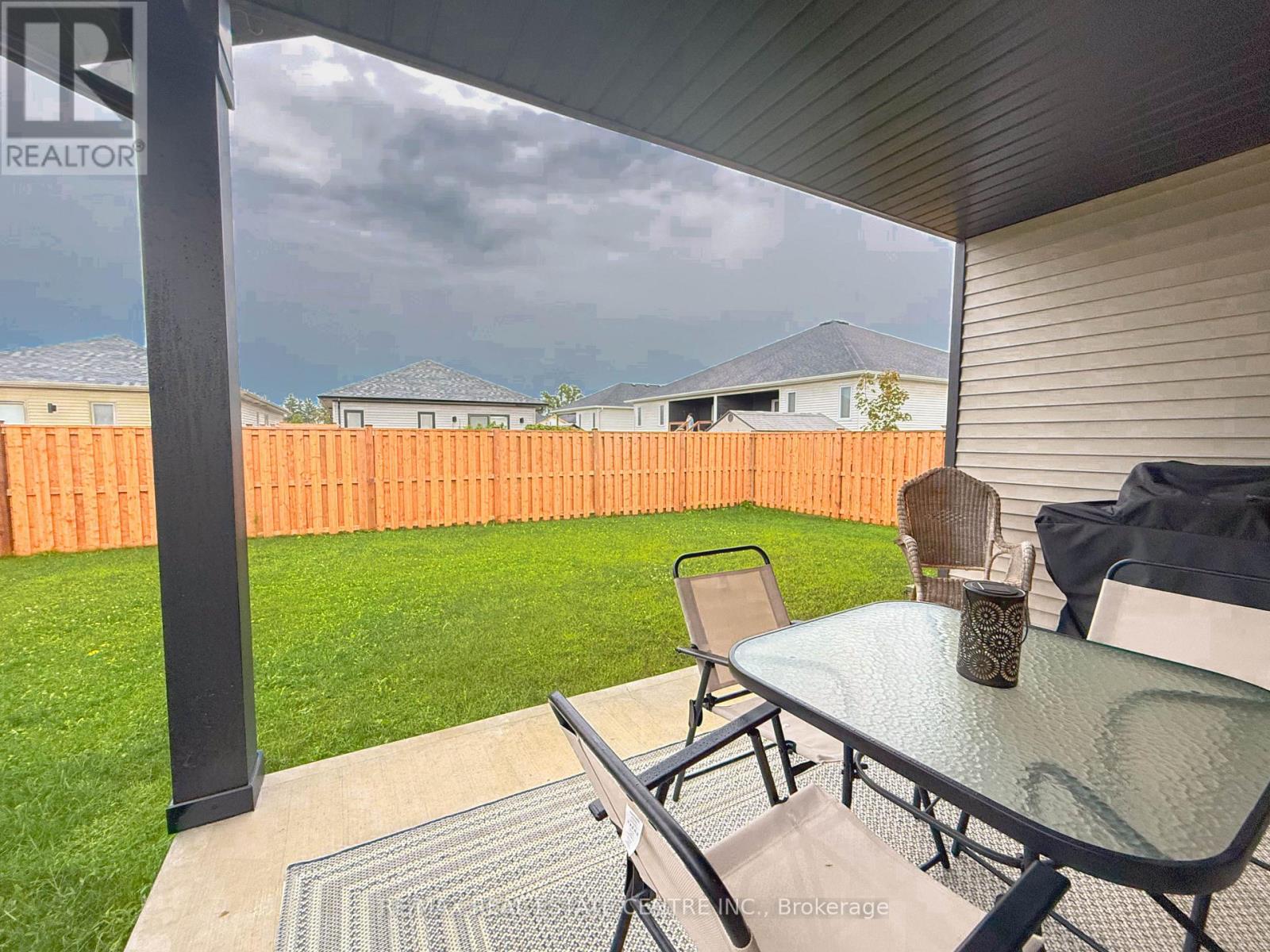 101 Grassland Grove, Chatham-Kent, Ontario  N7M 0S5 - Photo 17 - X13747084