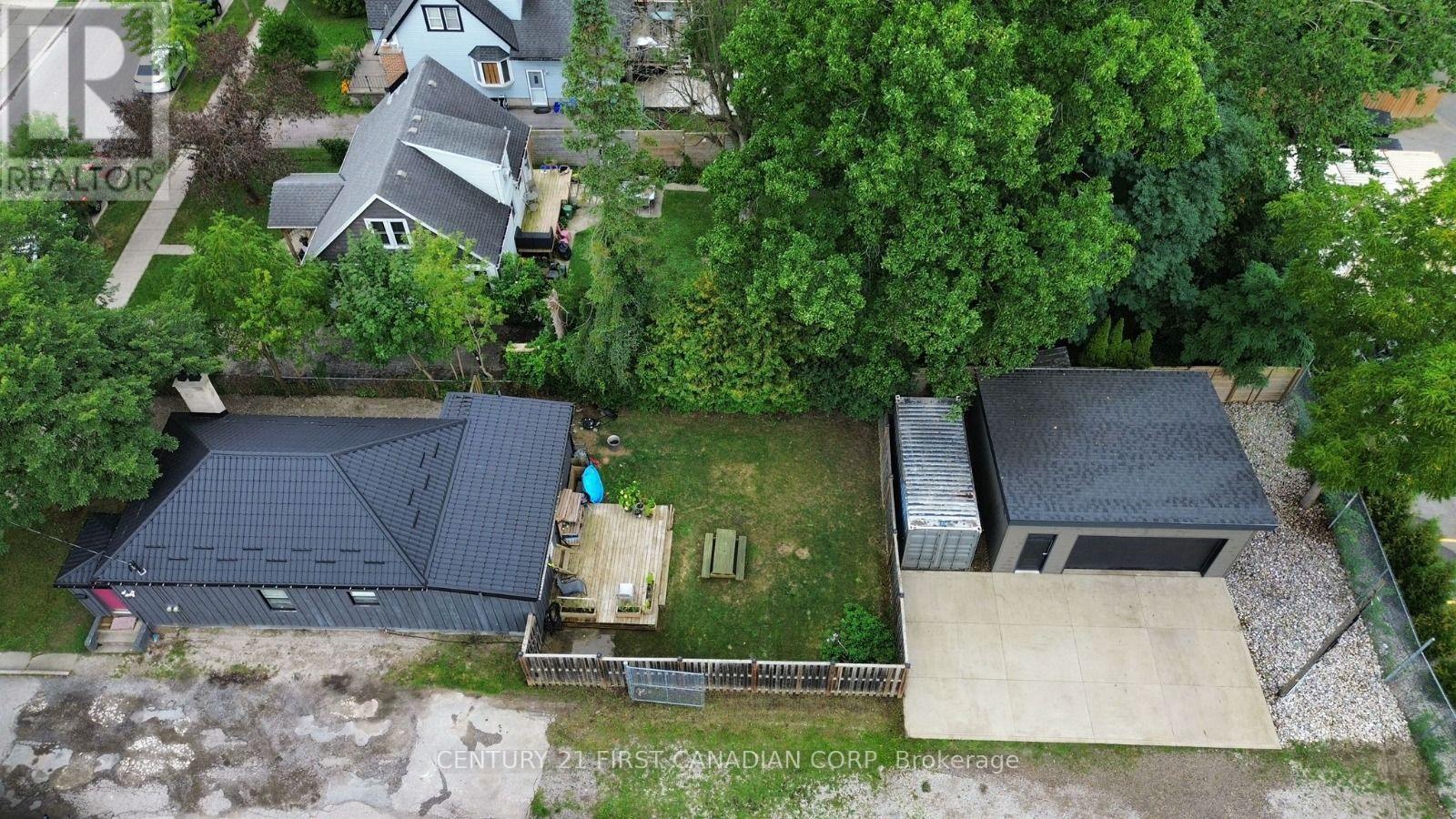 4 Elmwood Place, London South, Ontario  N6J 1J2 - Photo 18 - X13746210