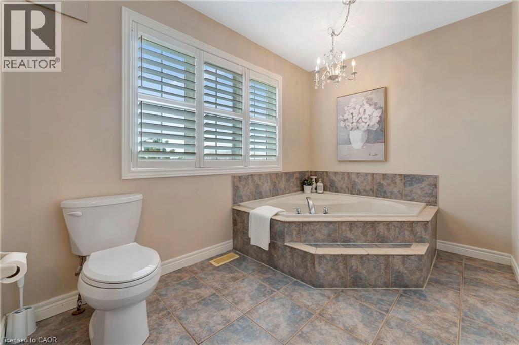 251 Braithwaite Avenue, Hamilton, Ontario  L9G 5A7 - Photo 16 - 40860765