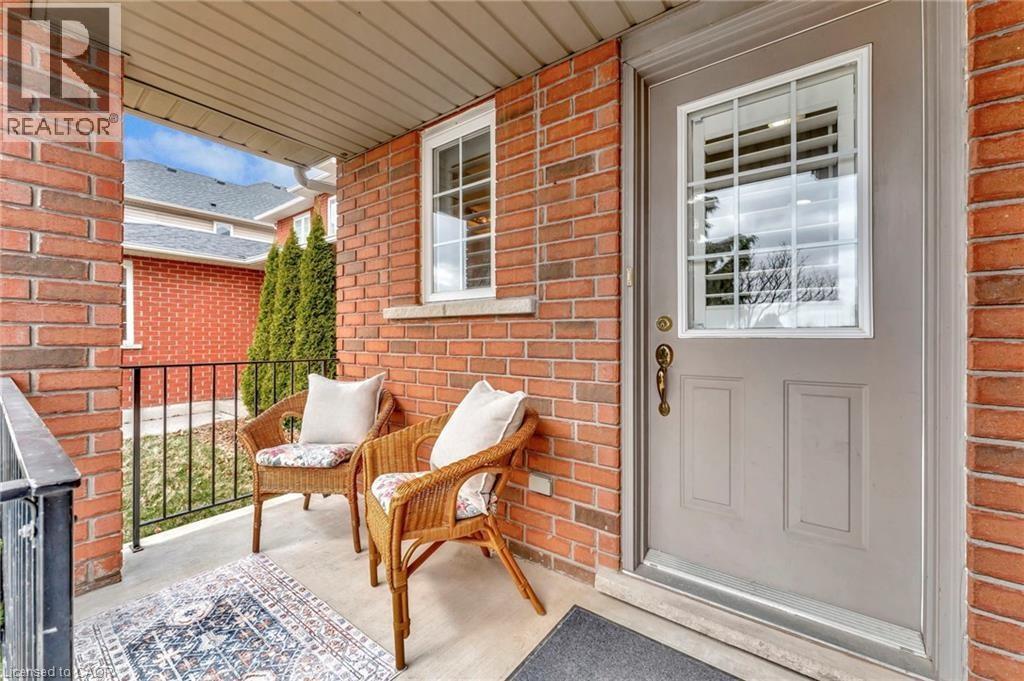 251 Braithwaite Avenue, Hamilton, Ontario  L9G 5A7 - Photo 3 - 40860765