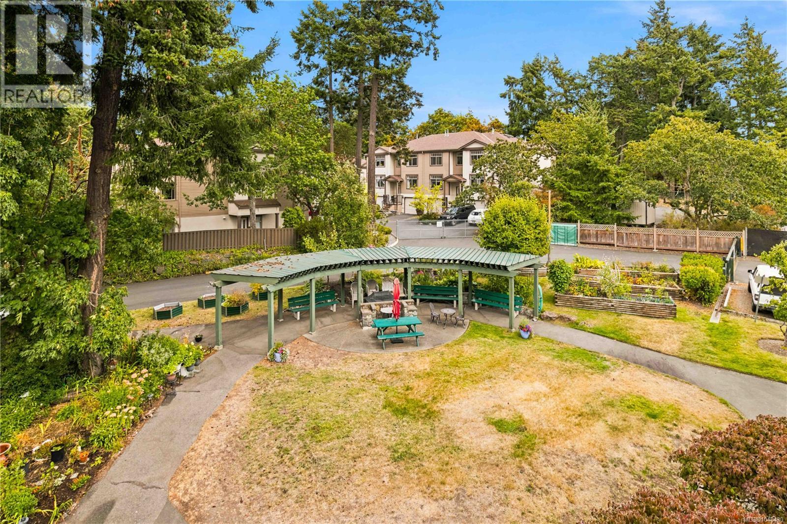 304 290 Island Hwy, View Royal, British Columbia  V9B 1G5 - Photo 31 - 1048430