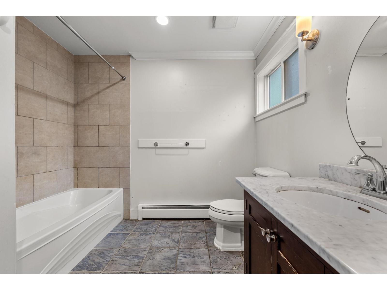 12686 20 Avenue, Surrey, British Columbia  V4Y 1Y6 - Photo 12 - R3161634