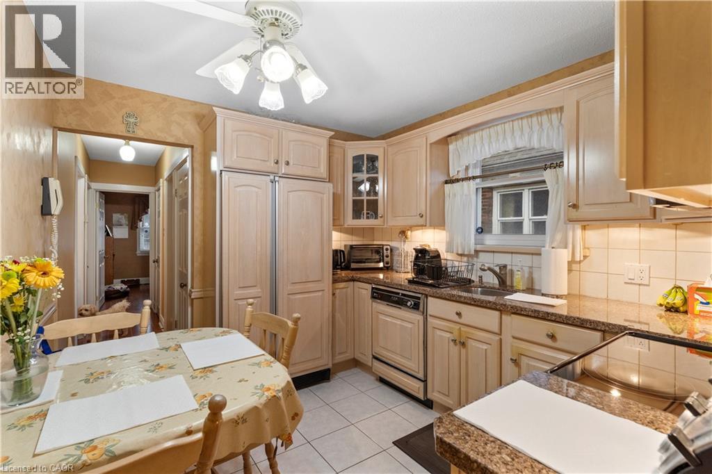 193 Huxley Avenue S, Hamilton, Ontario  L8K 2R2 - Photo 9 - 40859874