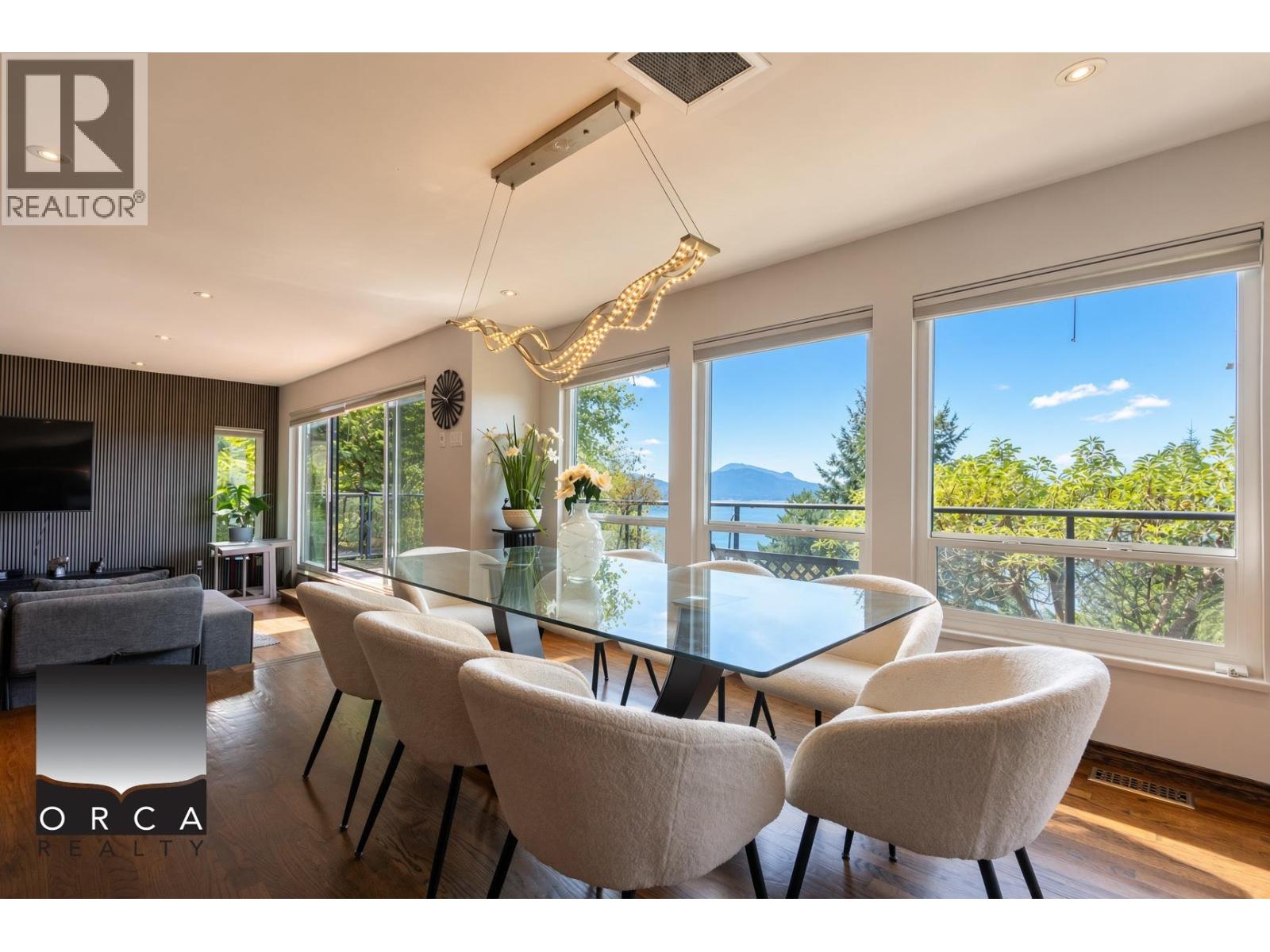 325 Kevin Grove Way, Lions Bay, British Columbia  V0N 2E0 - Photo 9 - R3161467