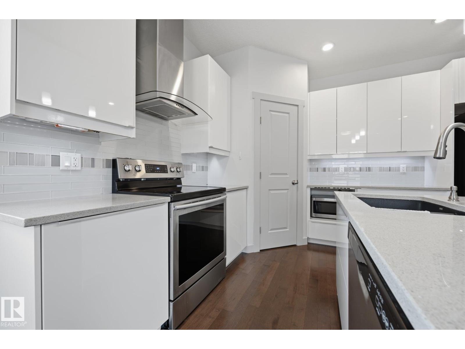 8952 81 Av NW, Edmonton, Alberta  T6C 0W8 - Photo 16 - E4506782