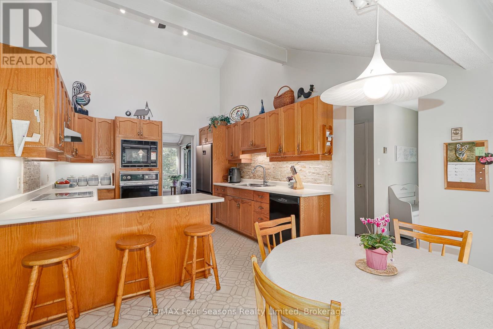 1415 County Rd 124, Clearview, Ontario  L0M 1H0 - Photo 14 - S13746880