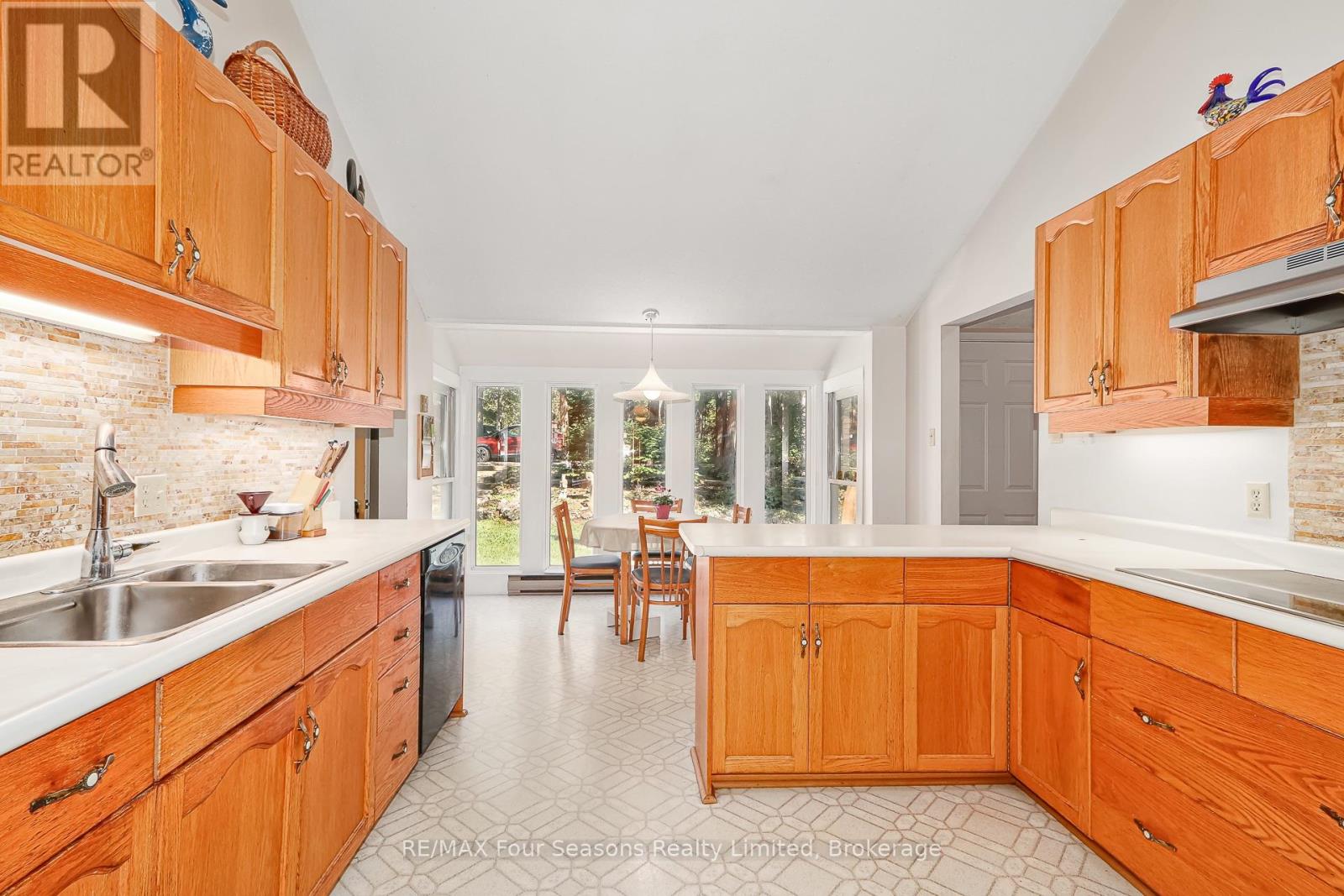 1415 County Rd 124, Clearview, Ontario  L0M 1H0 - Photo 13 - S13746880