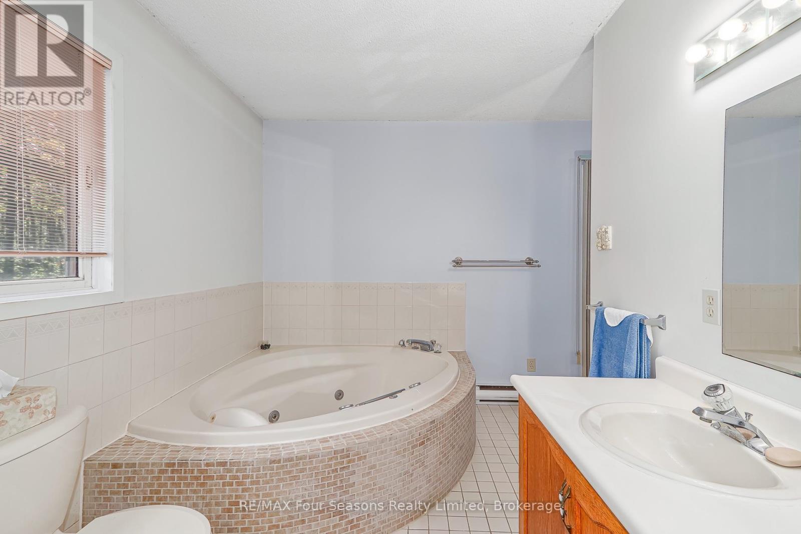 1415 County Rd 124, Clearview, Ontario  L0M 1H0 - Photo 26 - S13746880