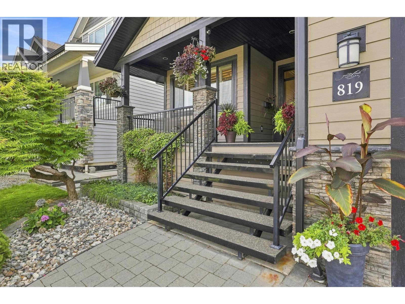 819 Fernie Court, Kamloops, British Columbia  V2C 0A7 - Photo 4 - 10399327