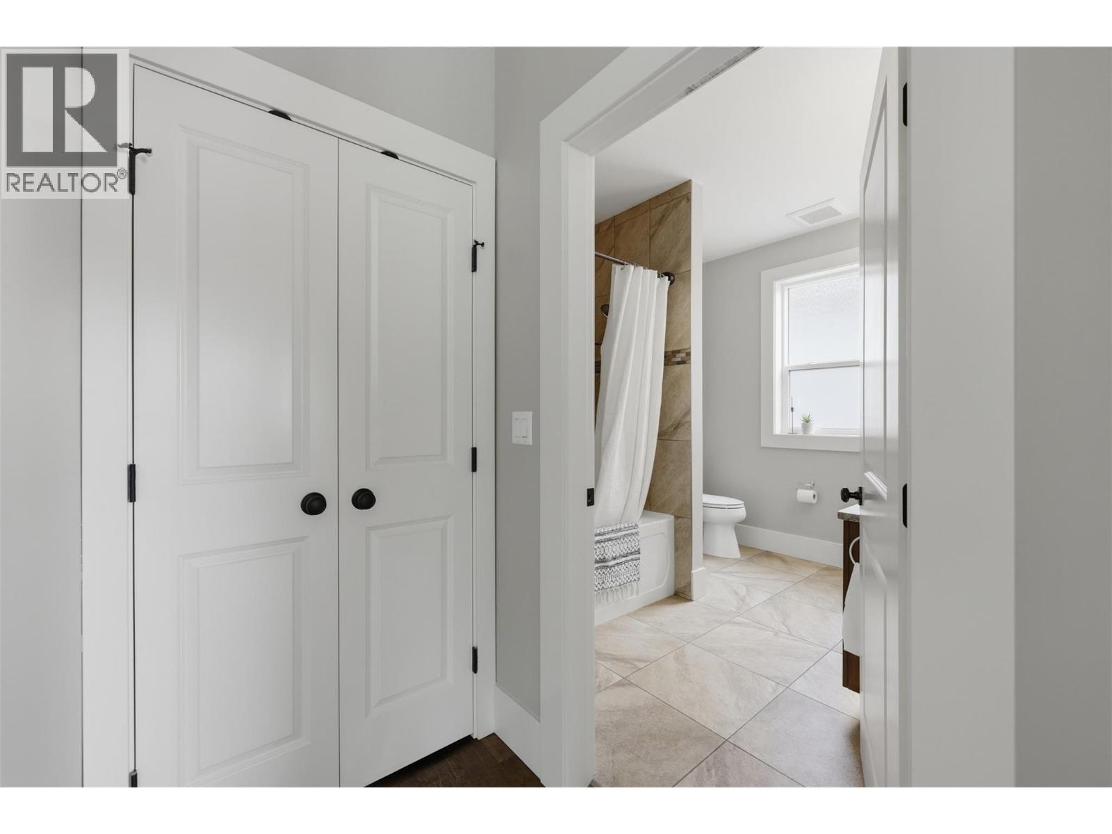 819 Fernie Court, Kamloops, British Columbia  V2C 0A7 - Photo 47 - 10399327