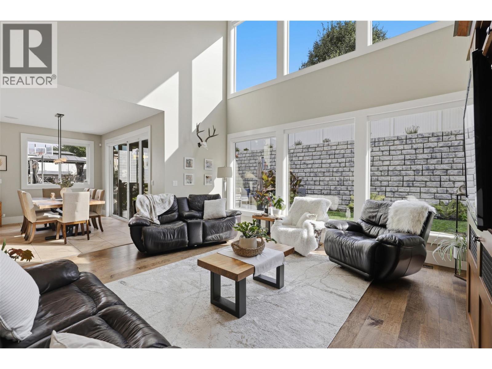 819 Fernie Court, Kamloops, British Columbia  V2C 0A7 - Photo 11 - 10399327