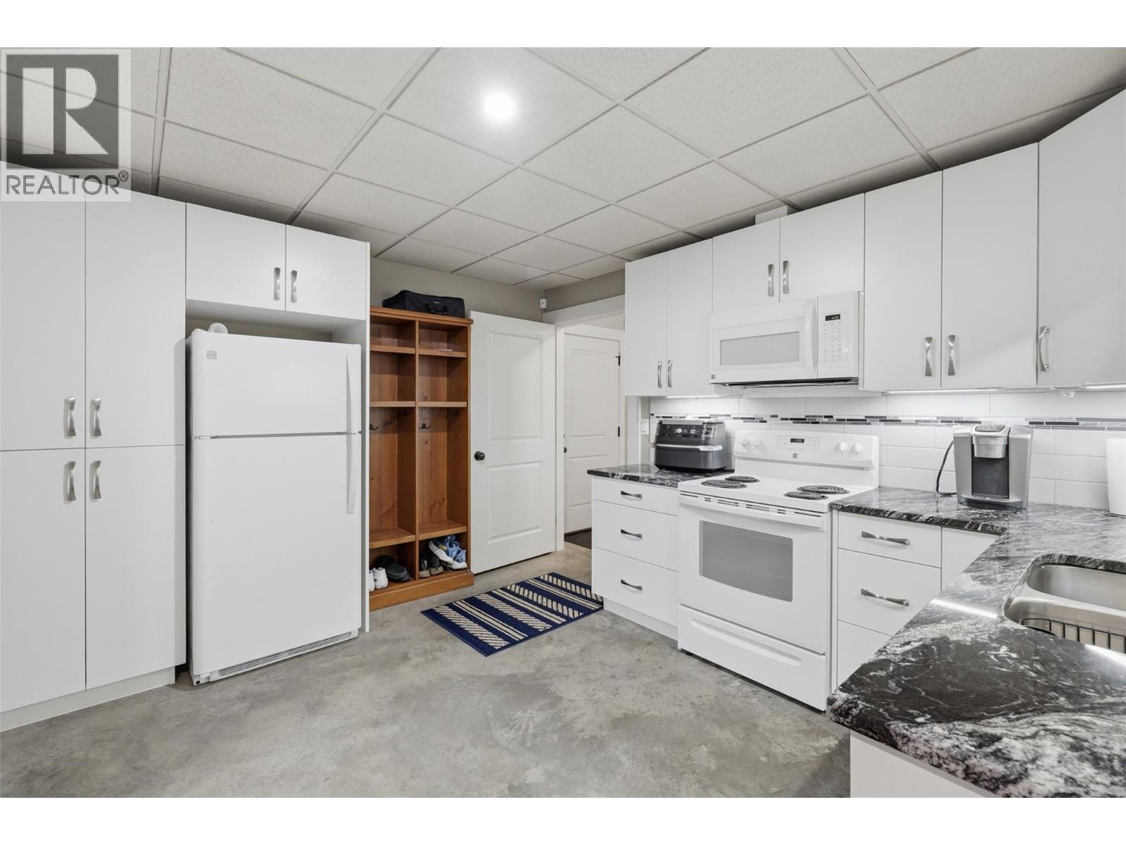 819 Fernie Court, Kamloops, British Columbia  V2C 0A7 - Photo 78 - 10399327