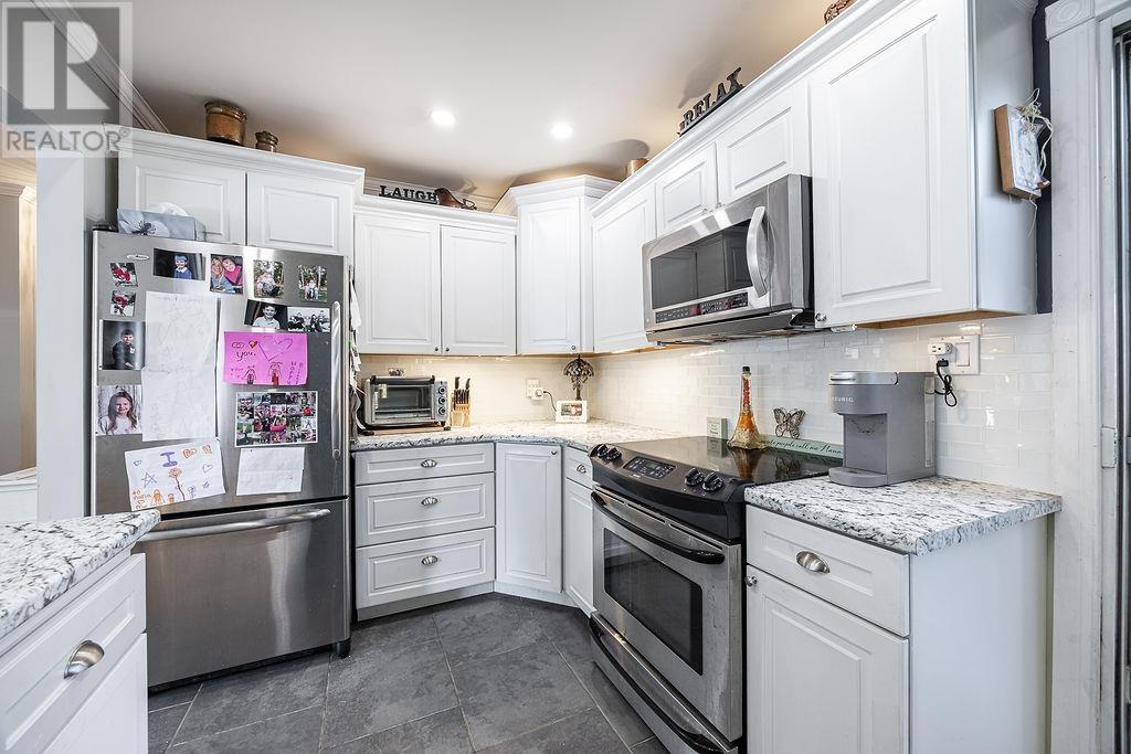 16 Griffon St, Sault Ste. Marie, Ontario  P6A 5S7 - Photo 11 - SM262417