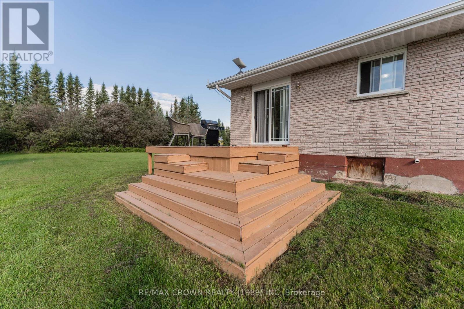 12 St Joseph Road, Kapuskasing, Ontario  P0L 1V0 - Photo 39 - T13747128