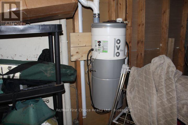 2702 Churchill Drive E, Thunder Bay, Ontario  P7C 1V3 - Photo 23 - X13747156