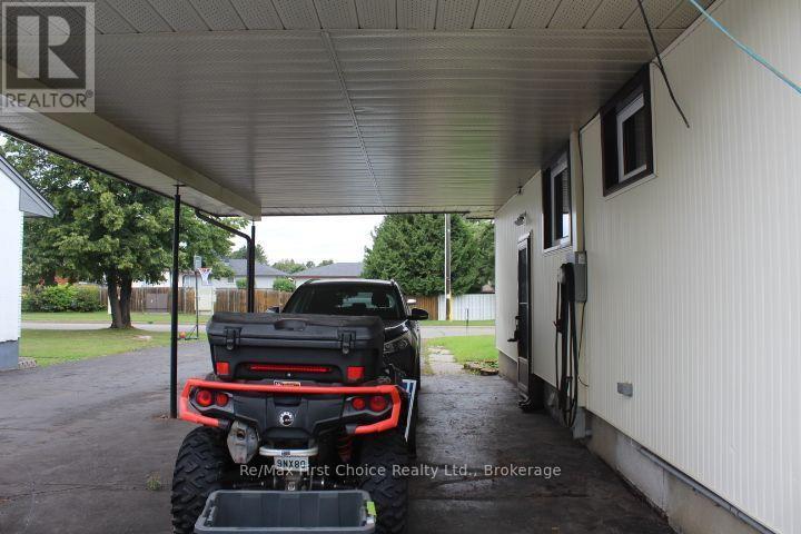 2702 Churchill Drive E, Thunder Bay, Ontario  P7C 1V3 - Photo 27 - X13747156
