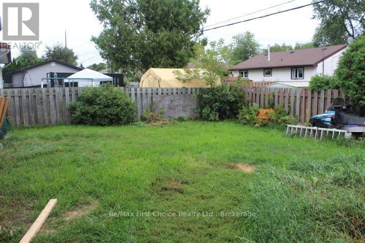 2702 Churchill Drive E, Thunder Bay, Ontario  P7C 1V3 - Photo 29 - X13747156