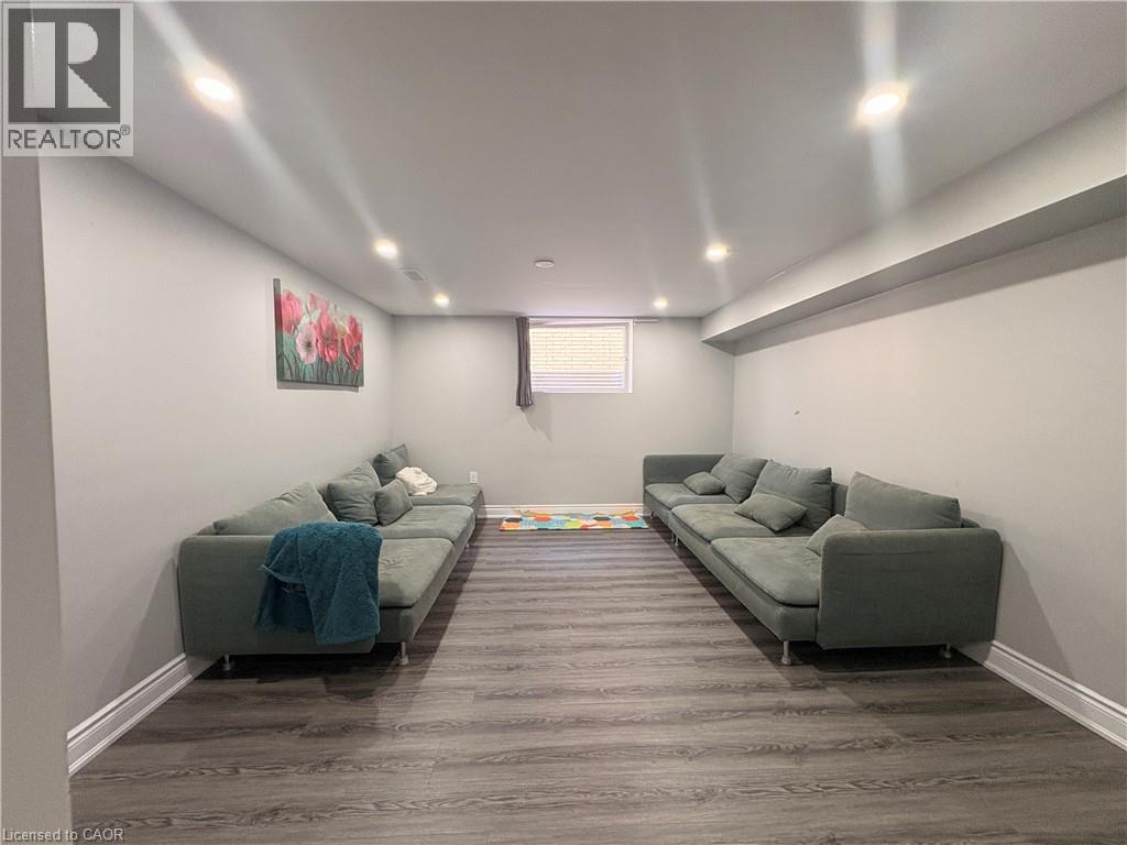 148 Oakland Drive Unit# Basement, Hamilton, Ontario  L8E 1B6 - Photo 10 - 40860000