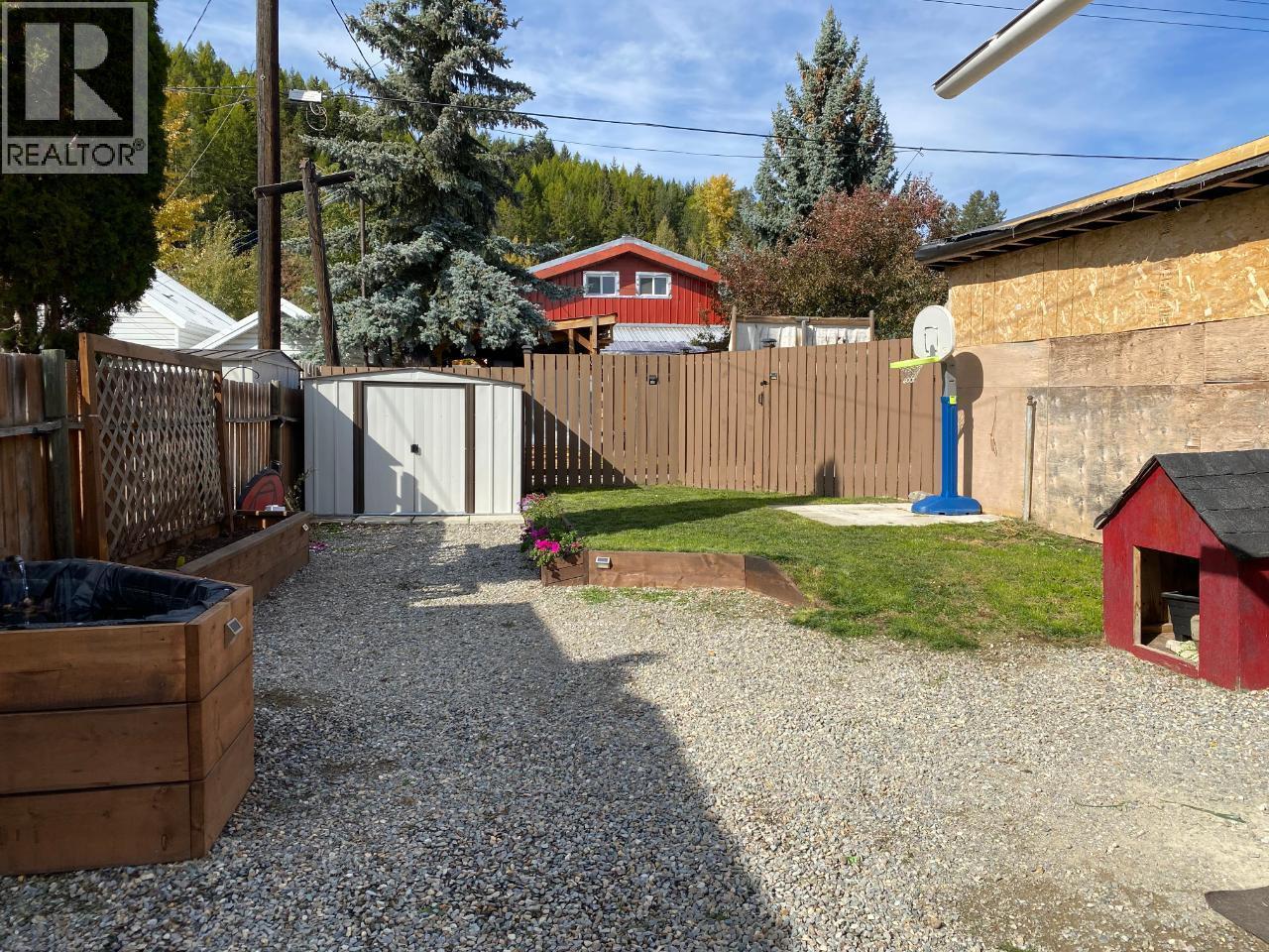 349 Archibald Street, Kimberley, British Columbia V1A 1M8 - Photo 3 - 10399837
