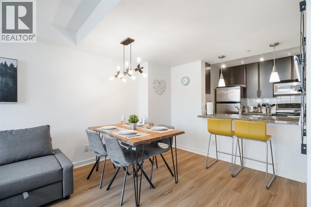 517 618 Abbott Street, Vancouver, British Columbia  V6B 0C1 - Photo 1 - R3161685