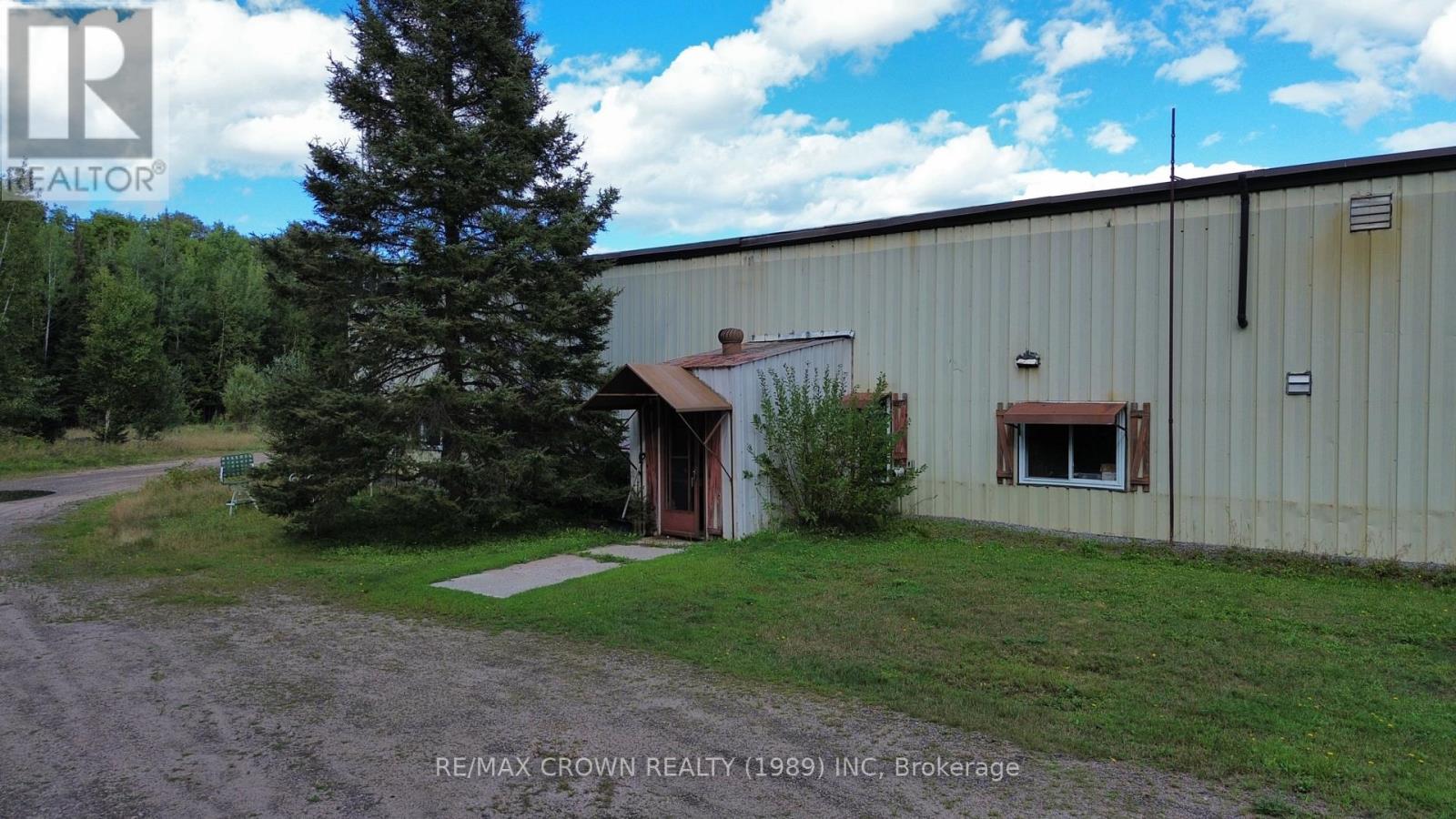 400 Centre Street, Burk's Falls, Ontario  P5E 1G3 - Photo 6 - X13747150
