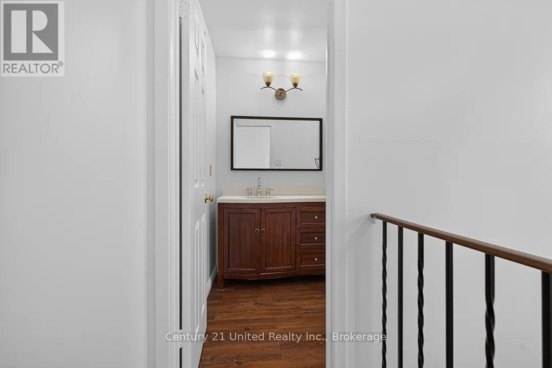 61 Broadlands Crescent, Clarington, Ontario  L1E 1R3 - Photo 10 - E13747106