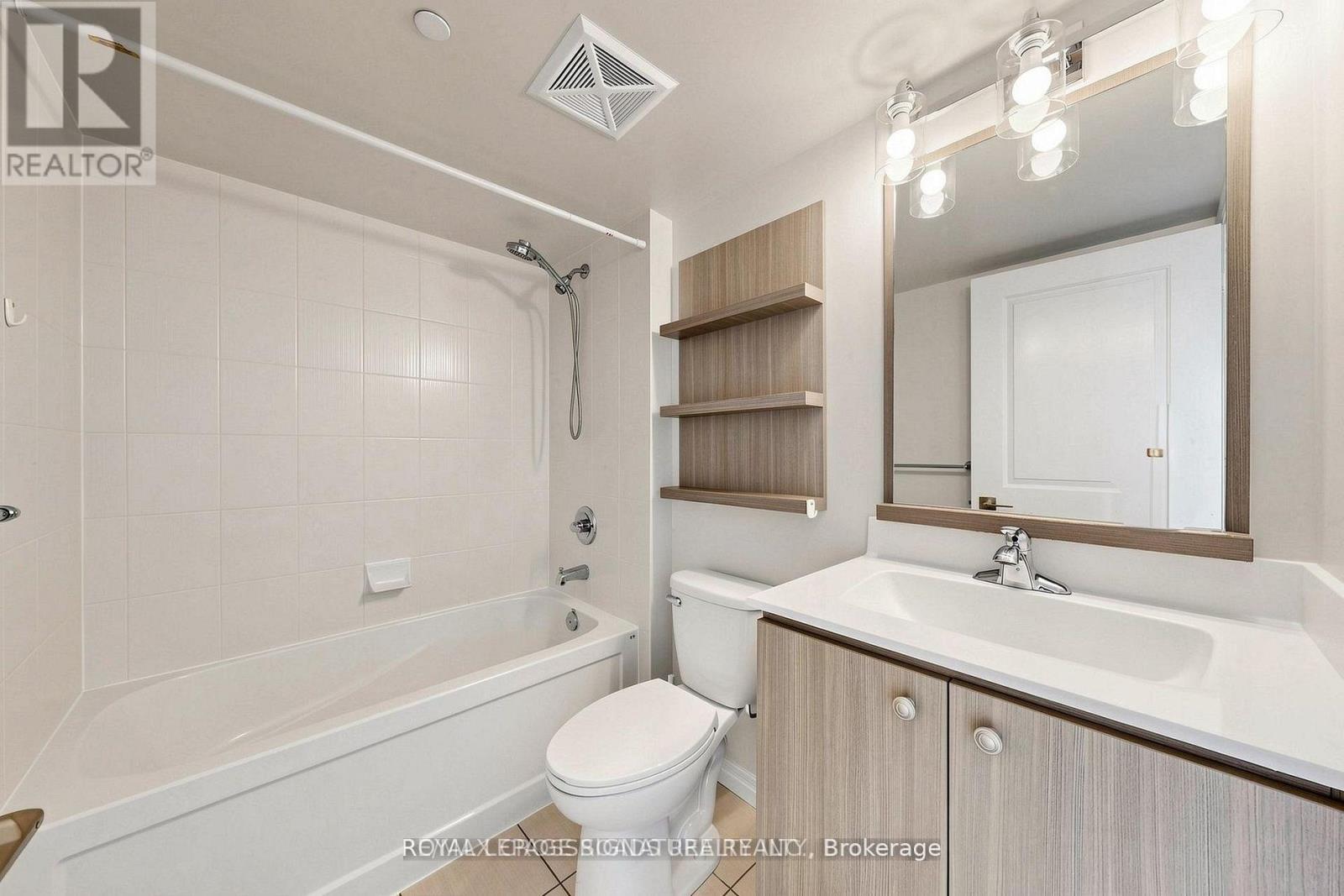 1501 - 275 Yorkland Road, Toronto, Ontario  M2J 0B4 - Photo 15 - C13747092