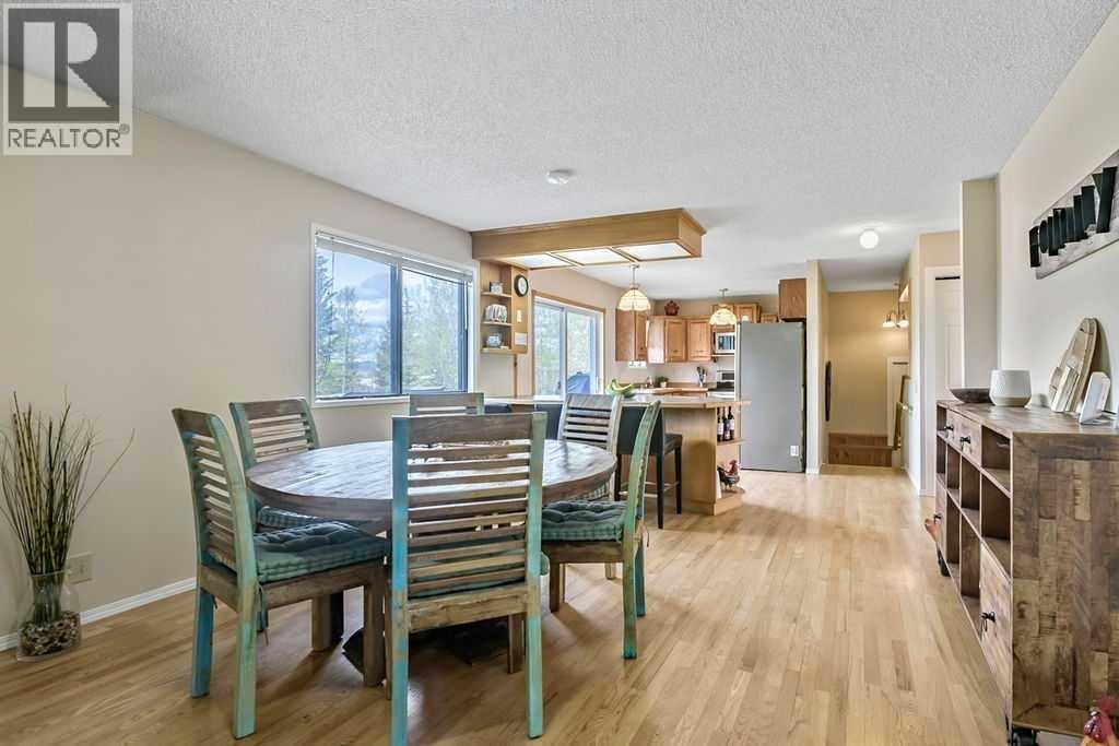 42239 Weedon Trail, Rural Rocky View County, Alberta T4C 3A2 - Photo 7 - A2314623