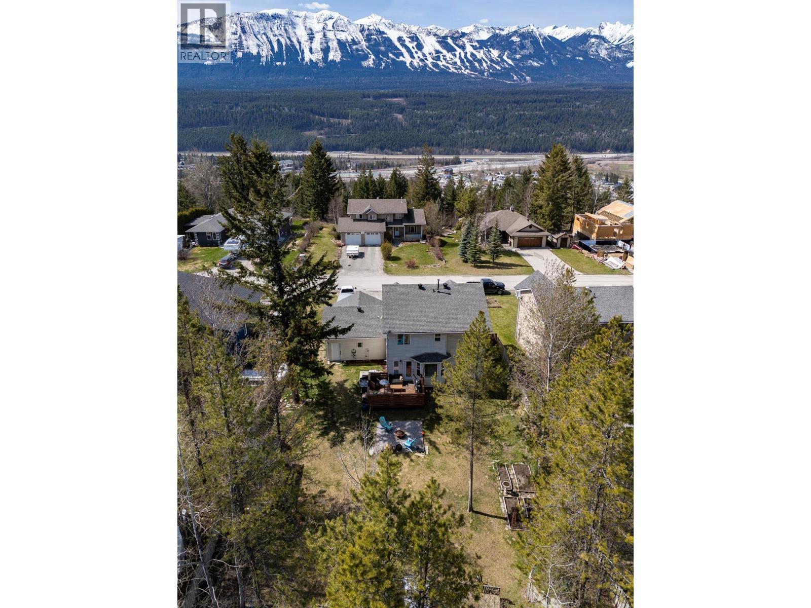 1424 Deer Ridge Road, Golden, British Columbia  V0A 1H1 - Photo 4 - 10376060