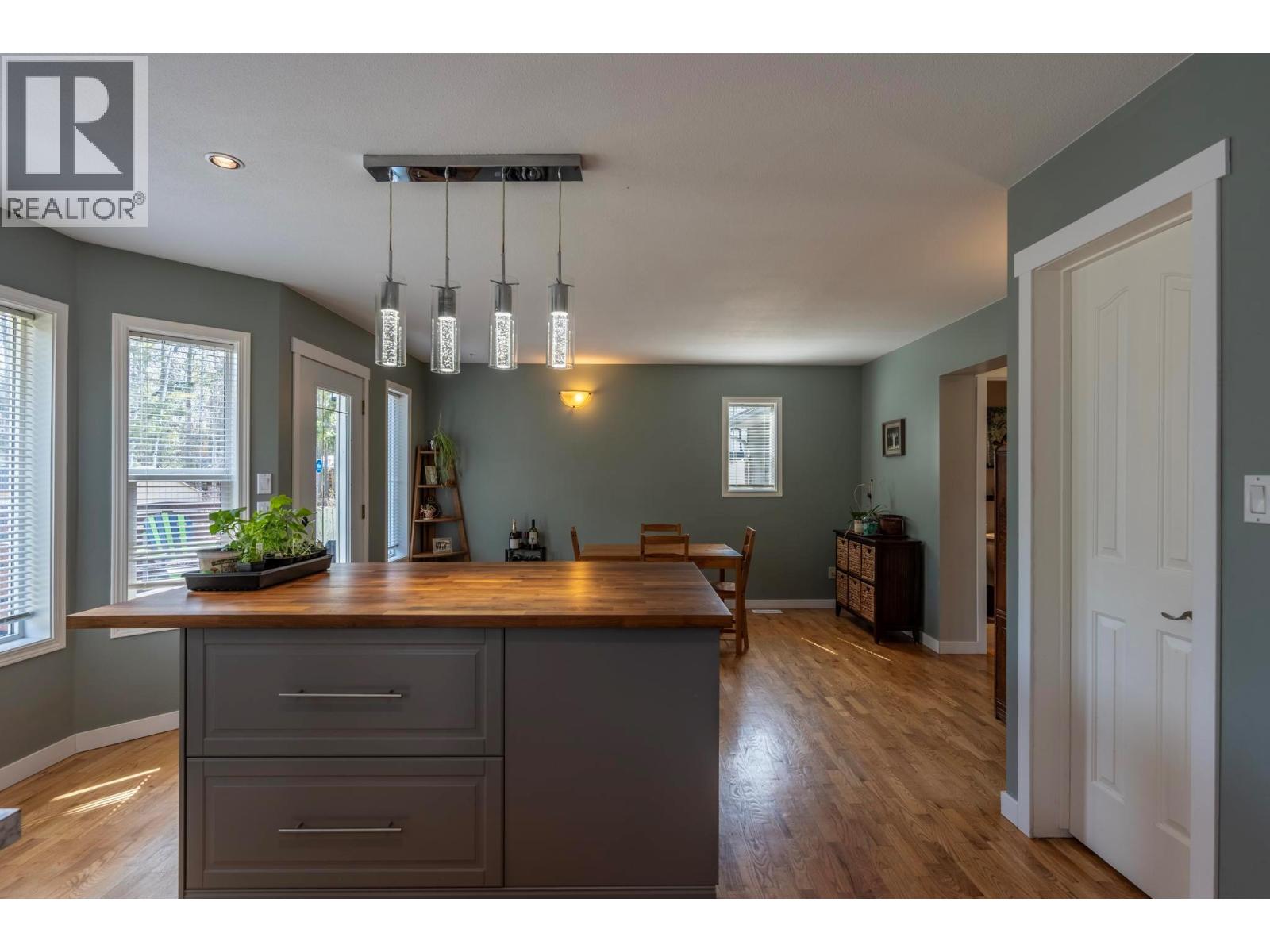 1424 Deer Ridge Road, Golden, British Columbia  V0A 1H1 - Photo 16 - 10376060