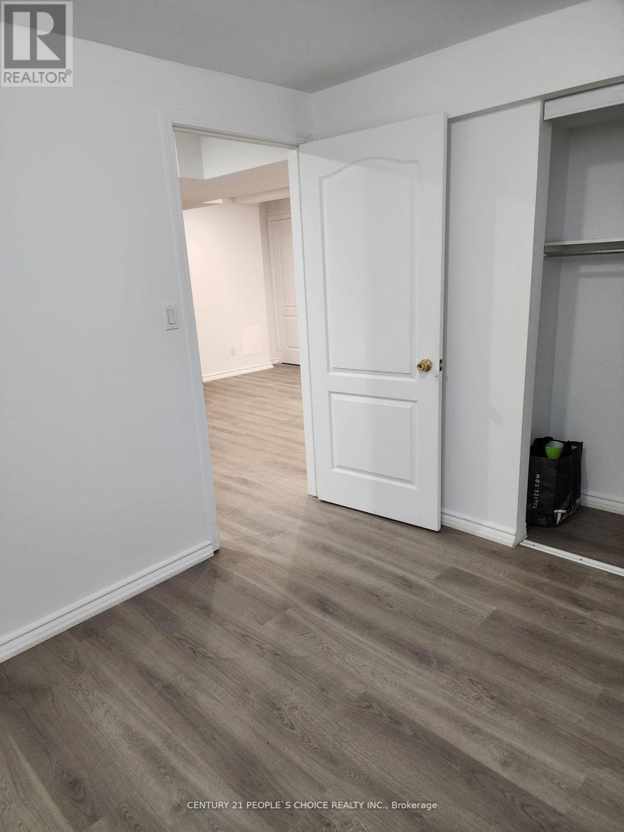 Bsmt - 4842 Rosebush Road, Mississauga, Ontario  L5M 5M1 - Photo 6 - W13747110