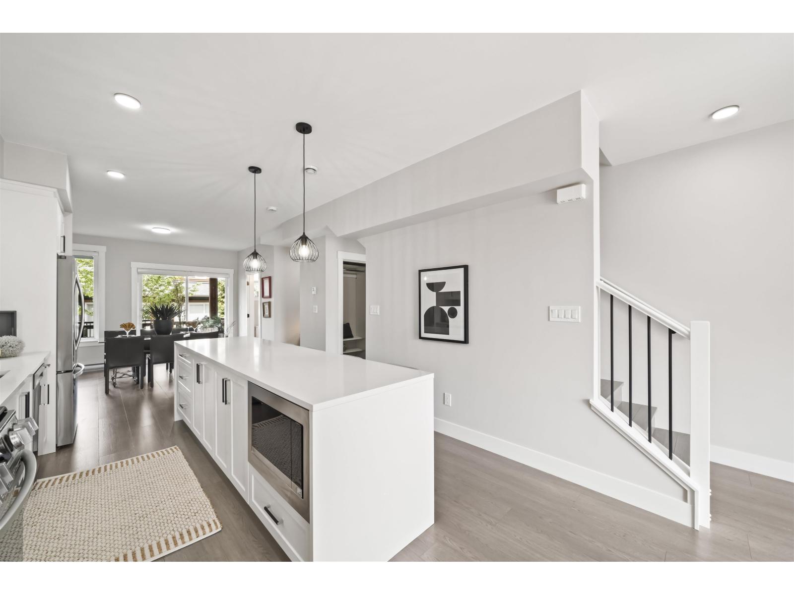 1 17155 79a Avenue, Surrey, British Columbia  V4N 0E5 - Photo 2 - R3161716